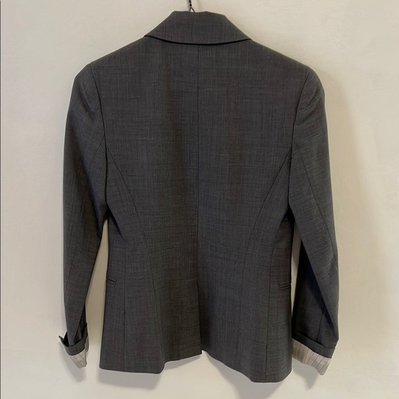 Theory Women Gray Blazer PRE-OWNED in‎ excellent condition - Picture 2 of 14